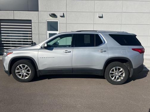 2018 Chevrolet Traverse LT Cloth