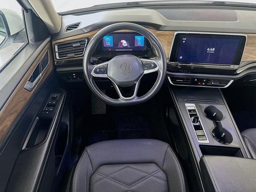 2024 Volkswagen Atlas 2.0T SE
