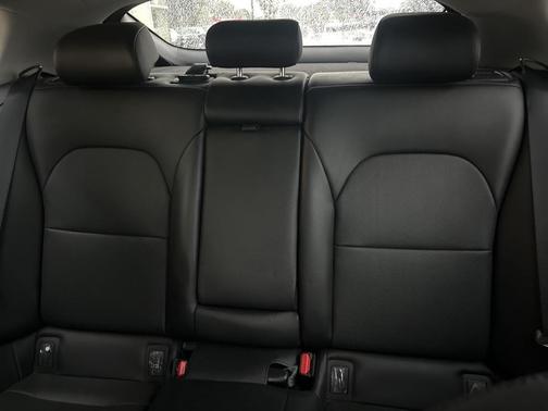 2019 Kia Stinger Base