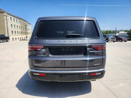 2022 Jeep Wagoneer Series II 4x4