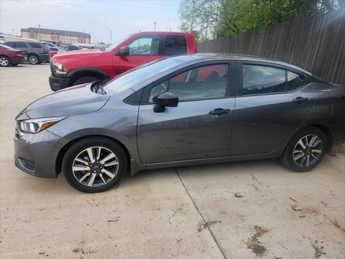 2024 Nissan Versa 1.6 S