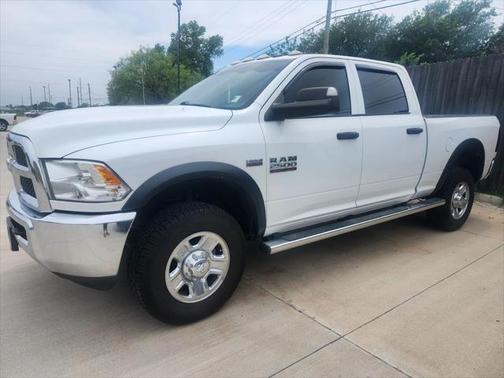 2018 RAM 2500 Tradesman Crew Cab 4x4 6'4' Box