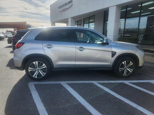 2024 Mitsubishi Outlander SE 2.5 2WD