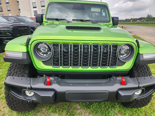 Mojito Clearcoat 2026 Jeep Wrangler Rubicon