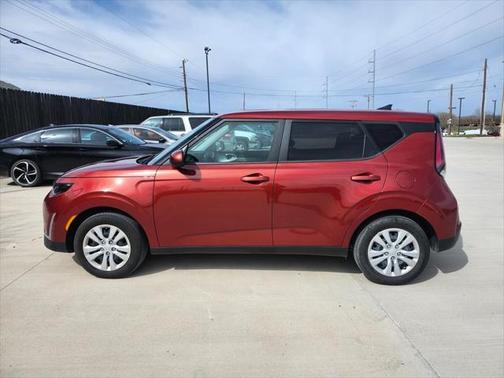 2024 Kia Soul LX
