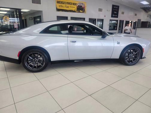 2026 Dodge Charger R/T Scat Pack