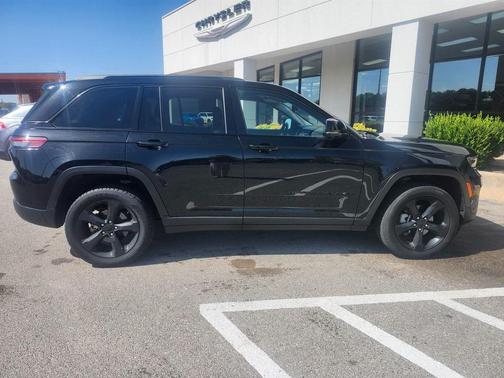 2023 Jeep Grand Cherokee Limited X