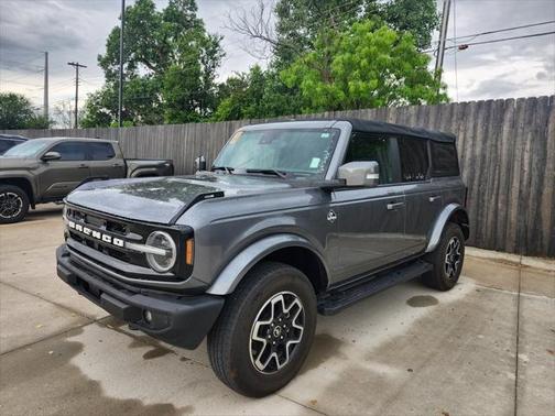 2023 Ford Bronco Outer Banks