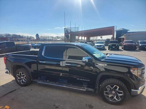2022 GMC Sierra 1500 SLT