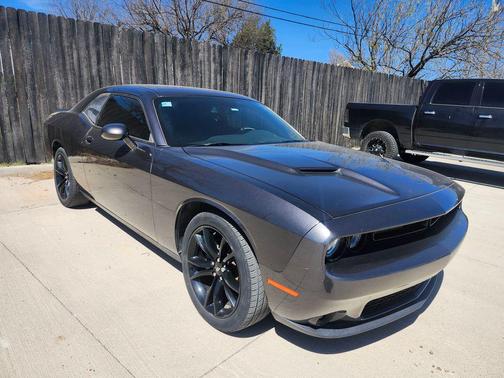 2018 Dodge Challenger SXT