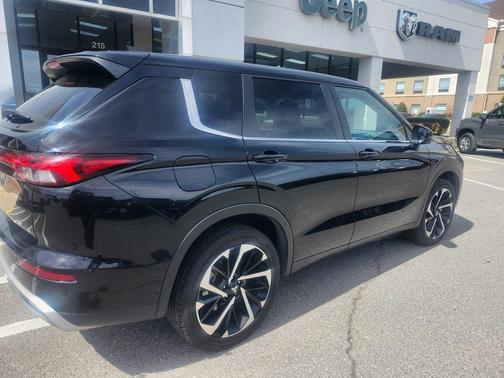 2024 Mitsubishi Outlander SE 2.5 S-AWC