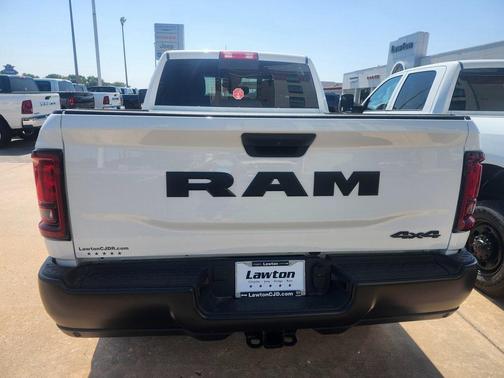 2025 RAM 2500 Tradesman Crew Cab 4x4 6'4' Box