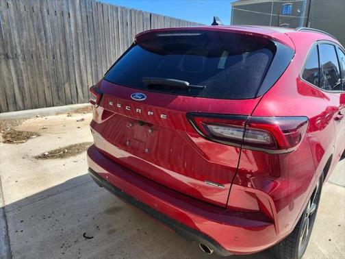 2024 Ford Escape ST-Line Elite