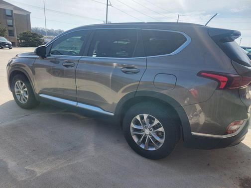 2020 Hyundai SANTA FE SE 2.4