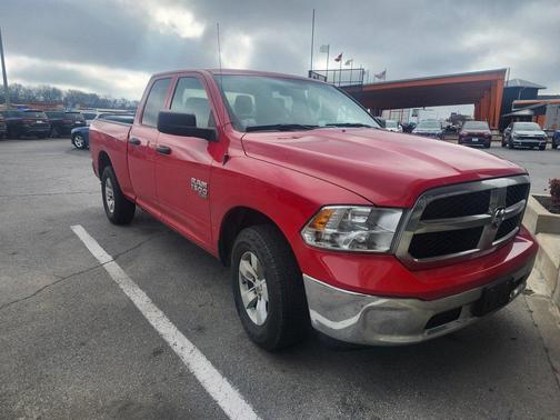 2024 RAM 1500 Classic SLT