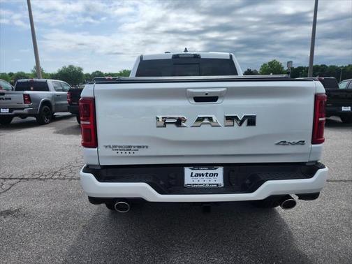 2025 RAM 1500 ST
