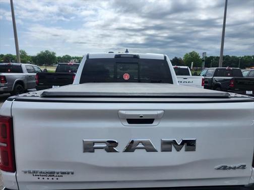 2025 RAM 1500 ST
