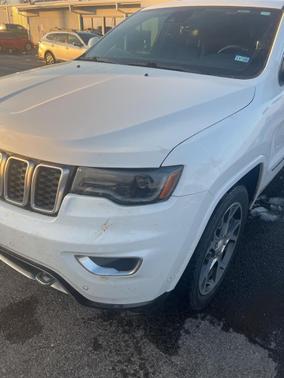2018 Jeep Grand Cherokee Sterling Edition
