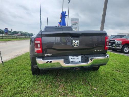 2024 RAM 3500 Tradesman Crew Cab 4x4 8' Box