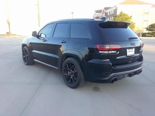 Photo 2 of 45 of 2020 Jeep Grand Cherokee SRT