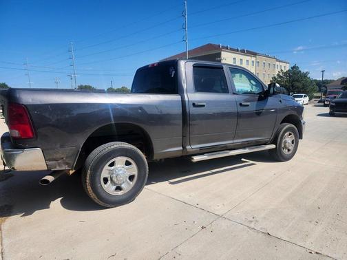 2018 RAM 2500 Tradesman Crew Cab 4x4 6'4' Box