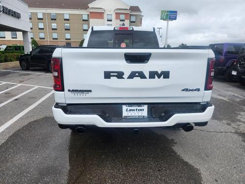 Bright White Clearcoat 2026 RAM 1500 Laramie