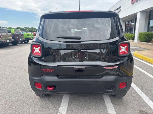 Black Clearcoat 2023 Jeep Renegade Trailhawk