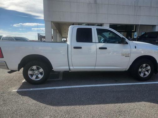 2024 RAM 1500 Classic SLT