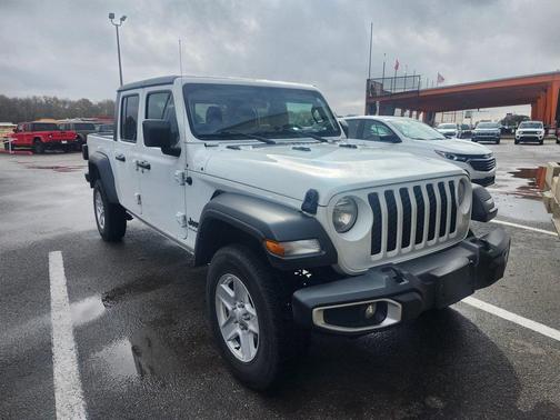 2023 Jeep Gladiator Sport S