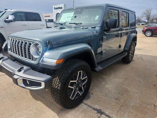 2026 Jeep Wrangler 4-Door Sahara 4x4