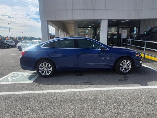 2023 Chevrolet Malibu FWD 1LT