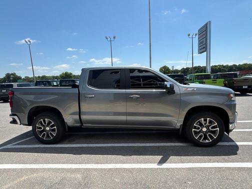 Satin Steel Metallic 2021 Chevrolet Silverado 1500 LT