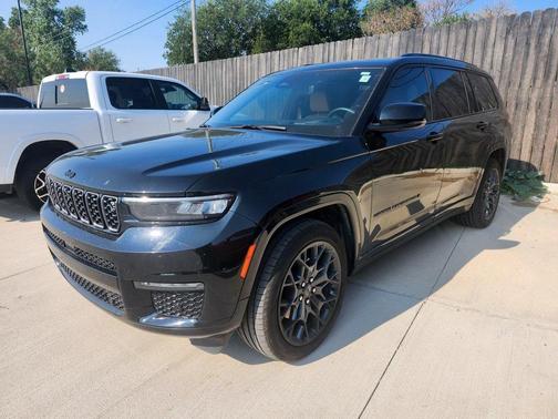 2023 Jeep Grand Cherokee L Summit
