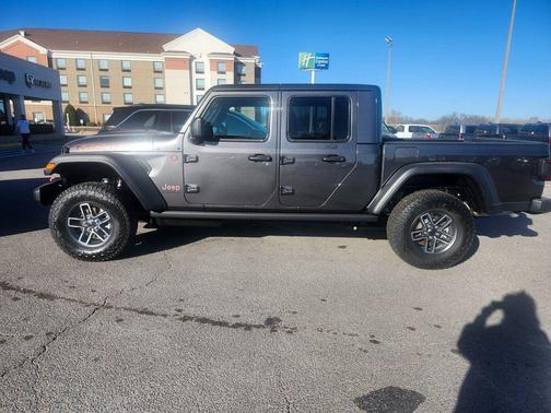 2026 Jeep Gladiator Mojave 4x4