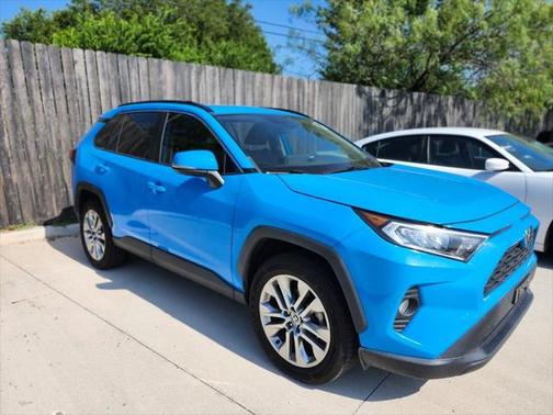 2021 Toyota RAV4 XLE Premium