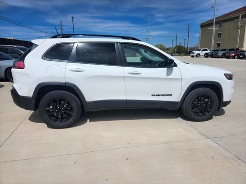 2023 Jeep Cherokee Altitude