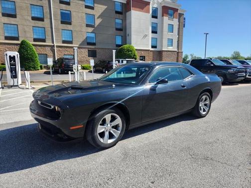 2022 Dodge Challenger SXT