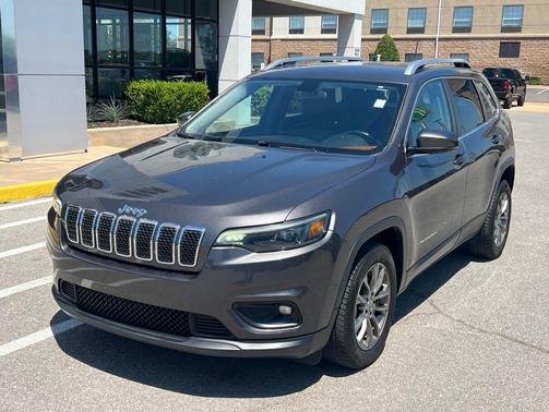 Granite Crystal Metallic Clearcoat 2020 Jeep Cherokee Latitude Plus