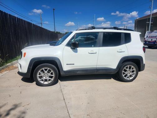 2023 Jeep Renegade Latitude