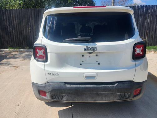 2023 Jeep Renegade Latitude