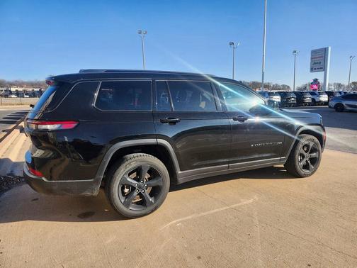 2023 Jeep Grand Cherokee L Altitude