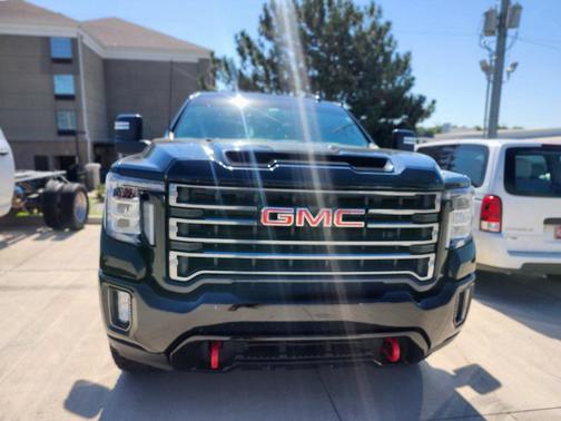 2023 GMC Sierra 2500 AT4