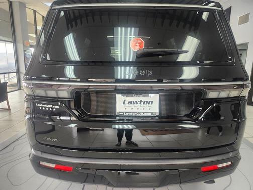 2026 Jeep Grand Wagoneer 4x4