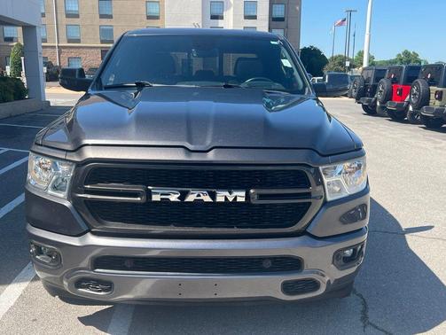 Granite Crystal Metallic Clearcoat 2023 RAM 1500 Big Horn/Lone Star