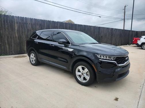 2023 Kia Sorento LX