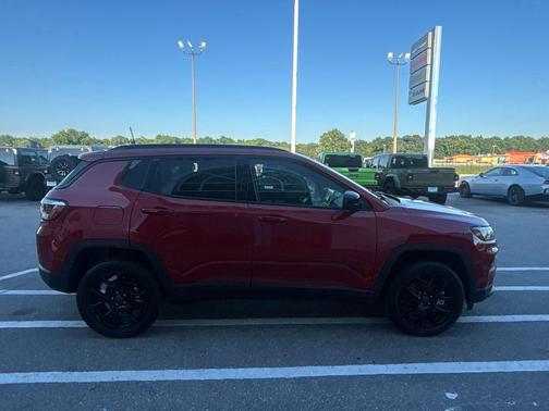 Red Hot Pearlcoat 2026 Jeep Compass Sport