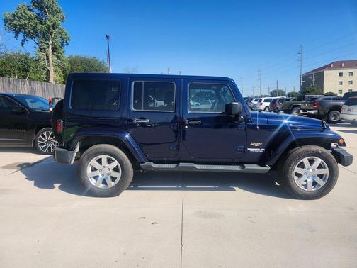 2013 Jeep Wrangler Unlimited Sahara