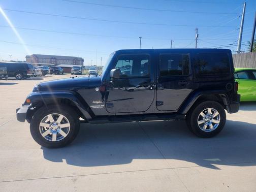 2013 Jeep Wrangler Unlimited Sahara