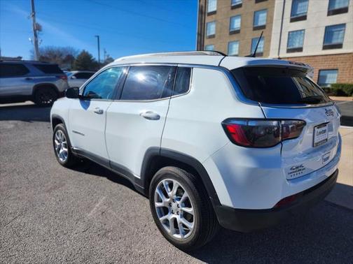 2024 Jeep Compass Latitude Lux