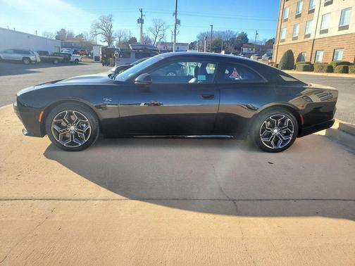 2025 Dodge Charger Daytona R/T